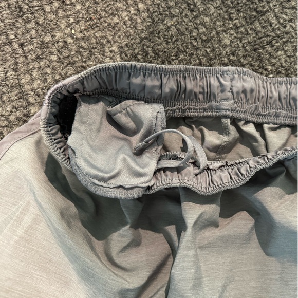 Nike Running Shorts - Picture 2 of 3